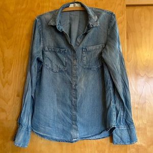 Thread & Supply Denim Button Down Shirt Medium